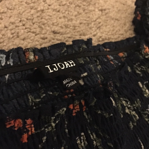 Ijoah Floral maxi dress with bell sleeves - Picture 4 of 4